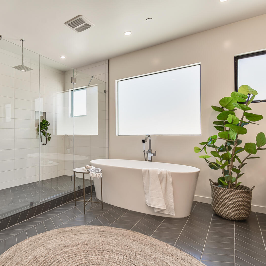 GOLDENLINE CONSTRUCTION - FULL HOME RENOVATION IN VENICE, CA