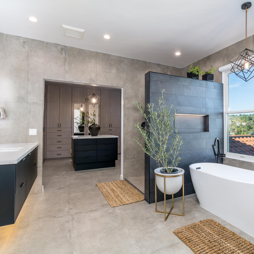 GOLDENLINE CONSTRUCTION - PRIMARY BATHROOM & WALK IN CLOSET RENOVATION IN LOS ANGELES