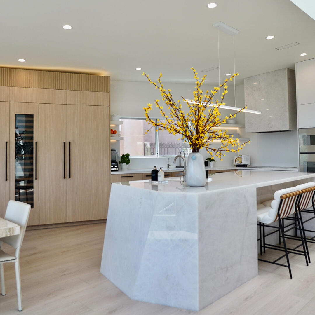 GOLDENLINE CONSTRUCTION - KITCHEN REMODEL IN WOODLAND HILLS, CA