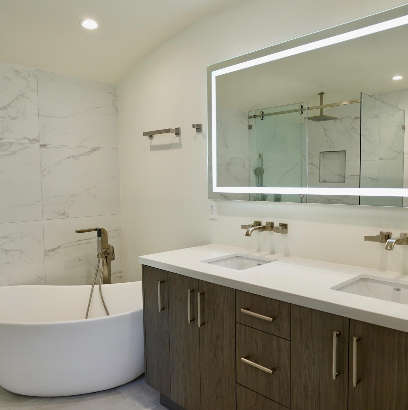 GOLDENLINE CONSTRUCTION - FULL HOME RENOVATION IN LA CRESCENTA