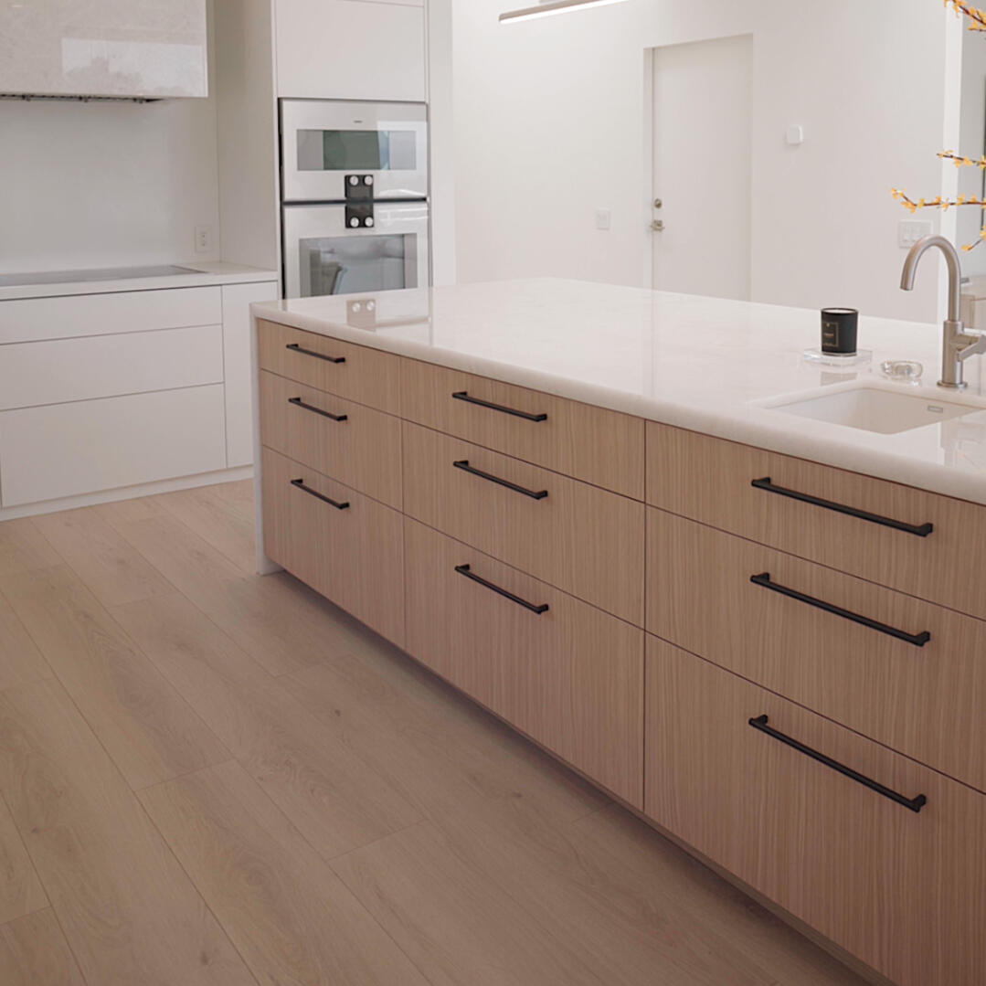 GOLDENLINE CONSTRUCTION - KITCHEN REMODEL IN WOODLAND HILLS, CA