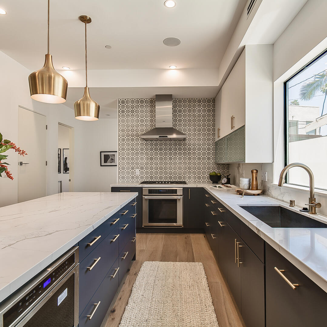 GOLDENLINE CONSTRUCTION - FULL HOME RENOVATION IN VENICE, CA