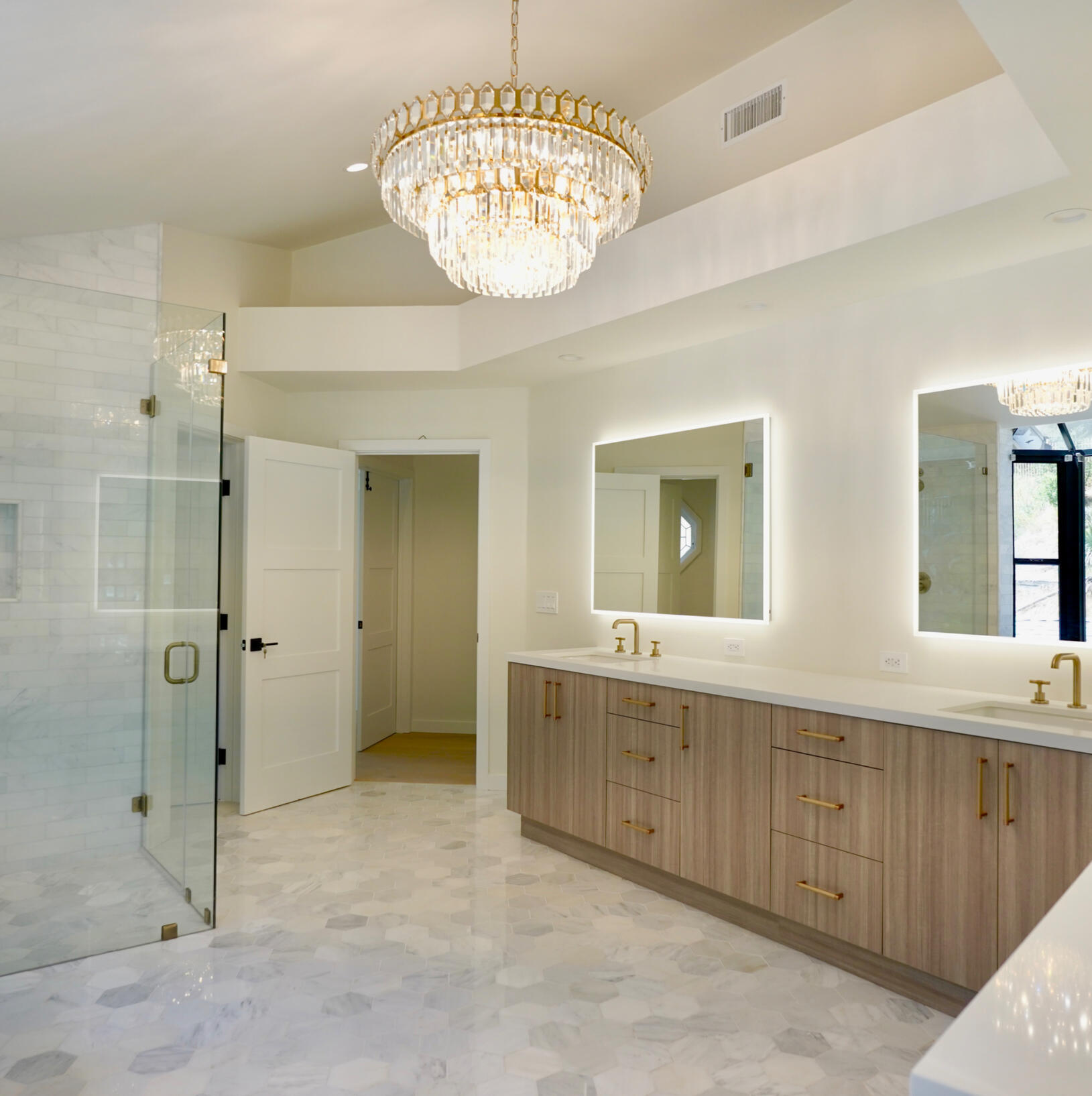 GOLDENLINE CONSTRUCTION - FULL HOME RENOVATION IN LA CRESCENTA