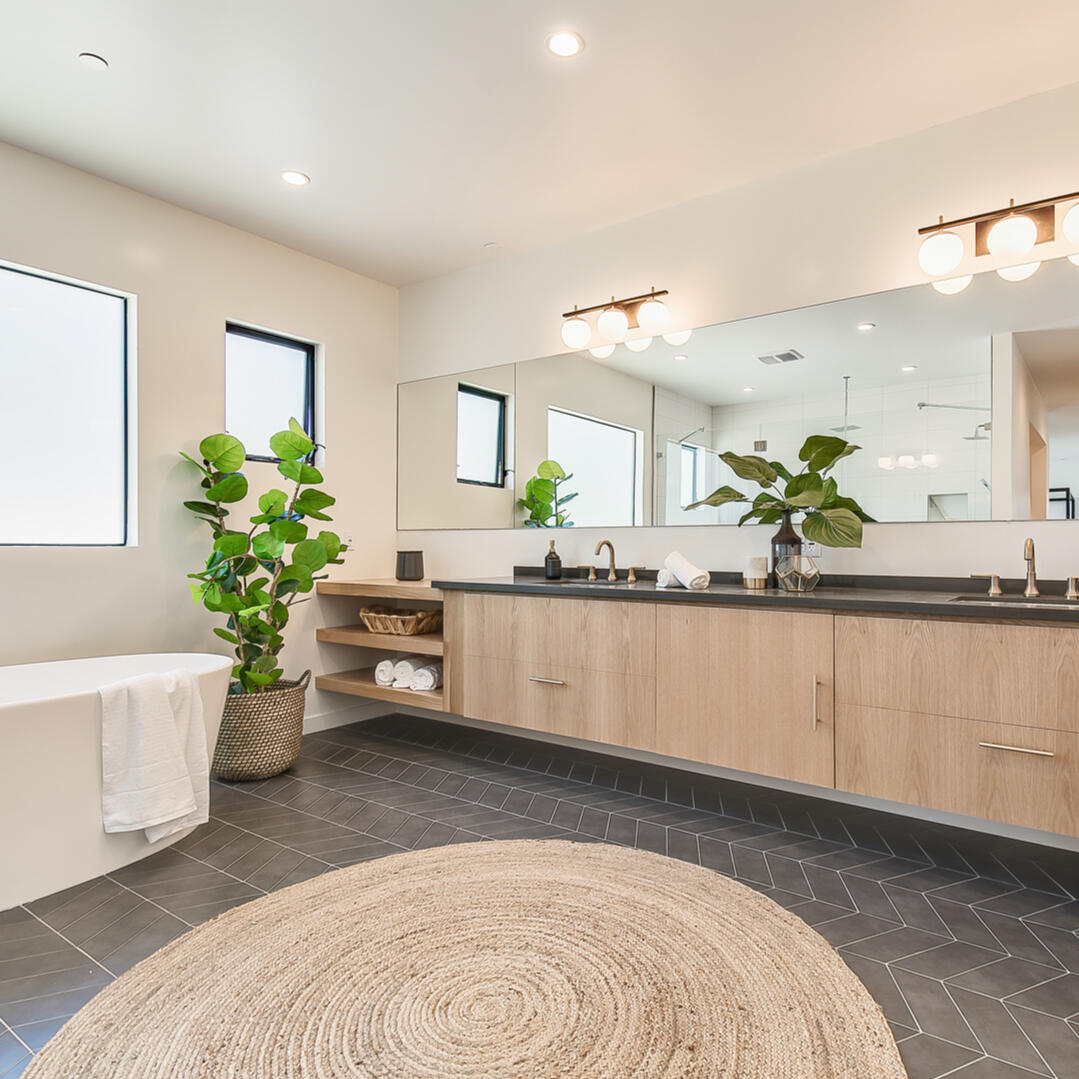 GOLDENLINE CONSTRUCTION - FULL HOME RENOVATION IN VENICE, CA